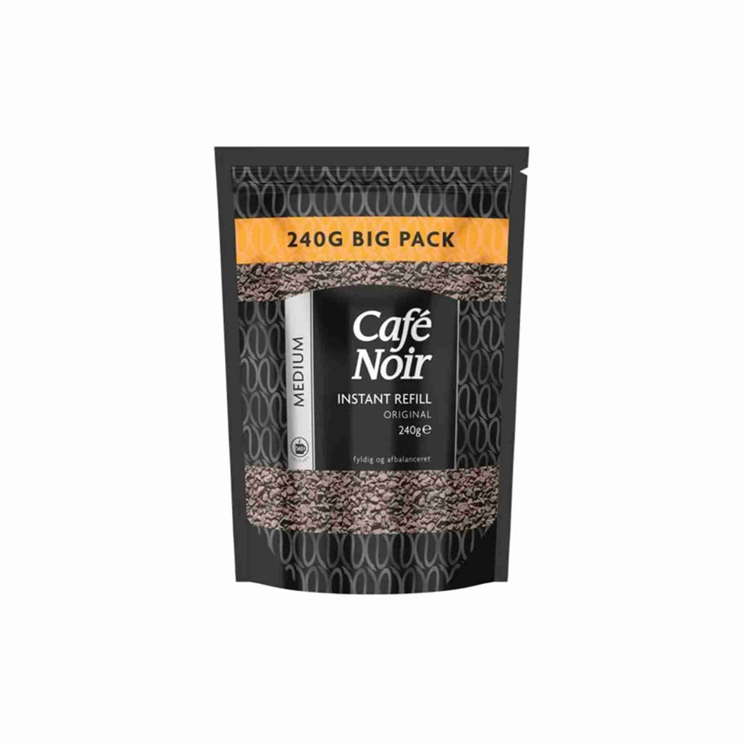 Instant kaffe Café Noir medium med fyldig, balanceret smag. Frysetørret og klar på få sekunder – 240 g til hjem, kontor og kantine.