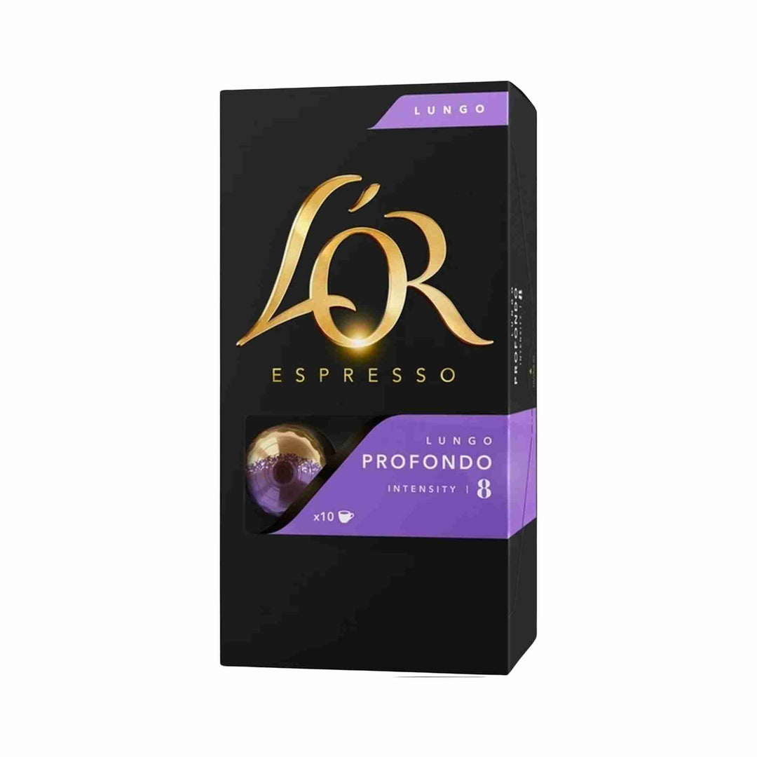 L'OR Lungo Profondo kaffekapsler. 100% mørkristede arabicabønner med fyldig smag og noter af ristede mandler og lakrids. Intensitet 8/10. Passer til Nespresso-maskiner.