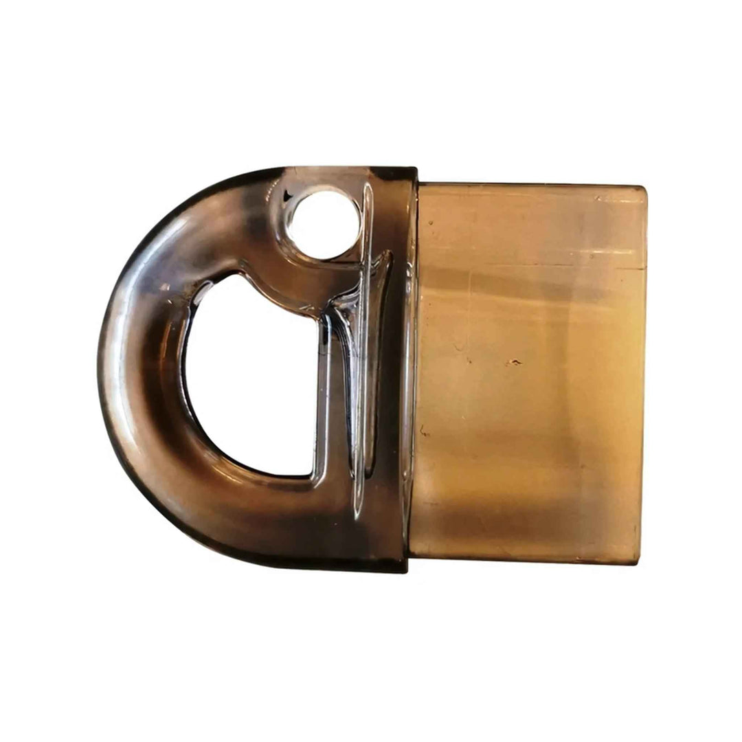 Nøgle til Katrin-dispensere i holdbar plast for nem åbning og sikker genopfyldning.