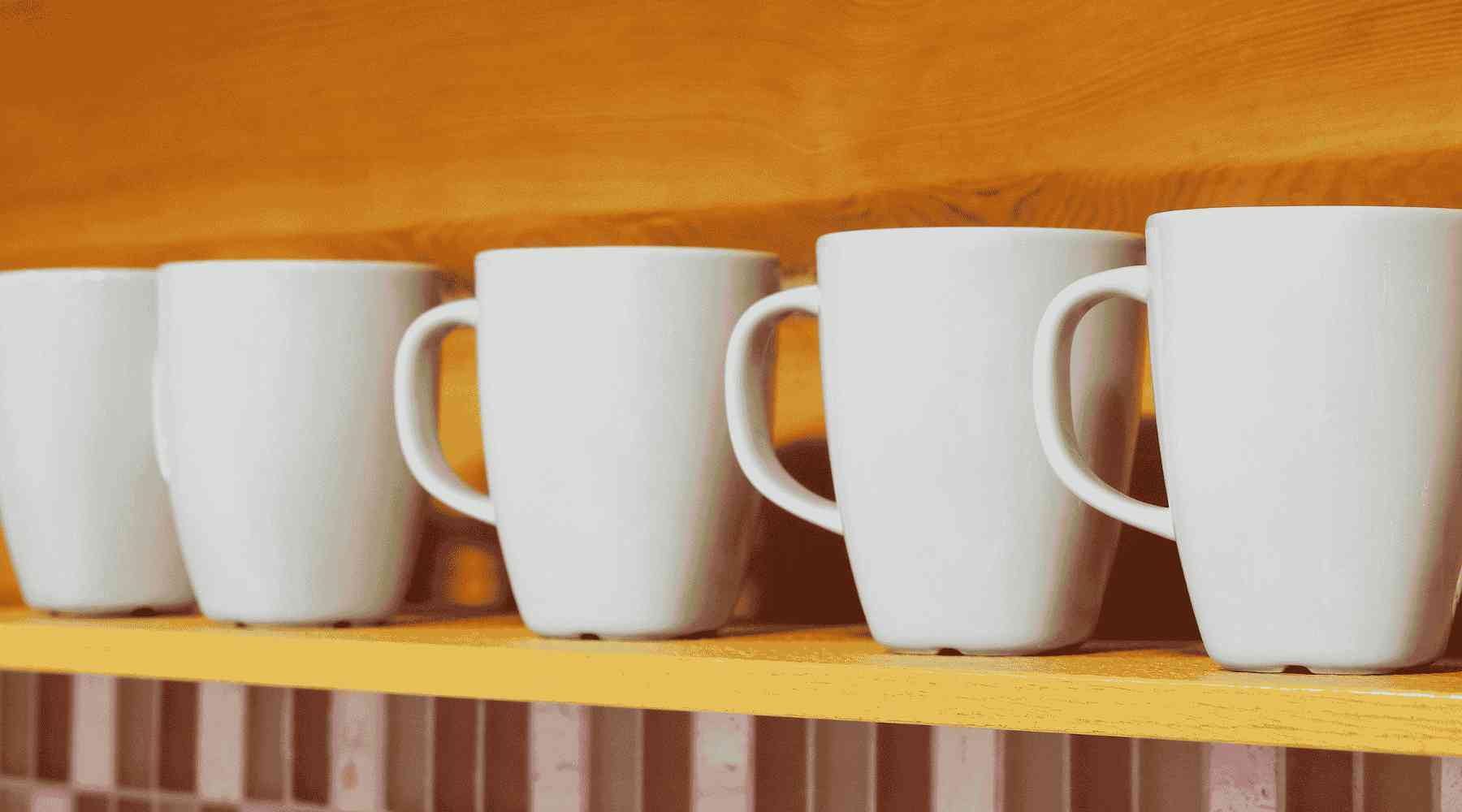 Brudsikre melamin- og arcopal-kopper samt polyglas og caféglas til institutioner og arbejdspladser.