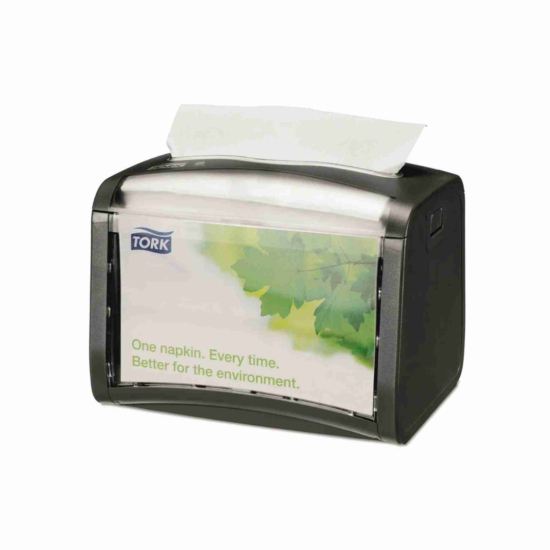 Servietdispenser Tork N4 Sort, 1 stk. Hygiejnisk dispenser med en-ad-gangen funktion, reducerer spild og passer til professionelle miljøer.