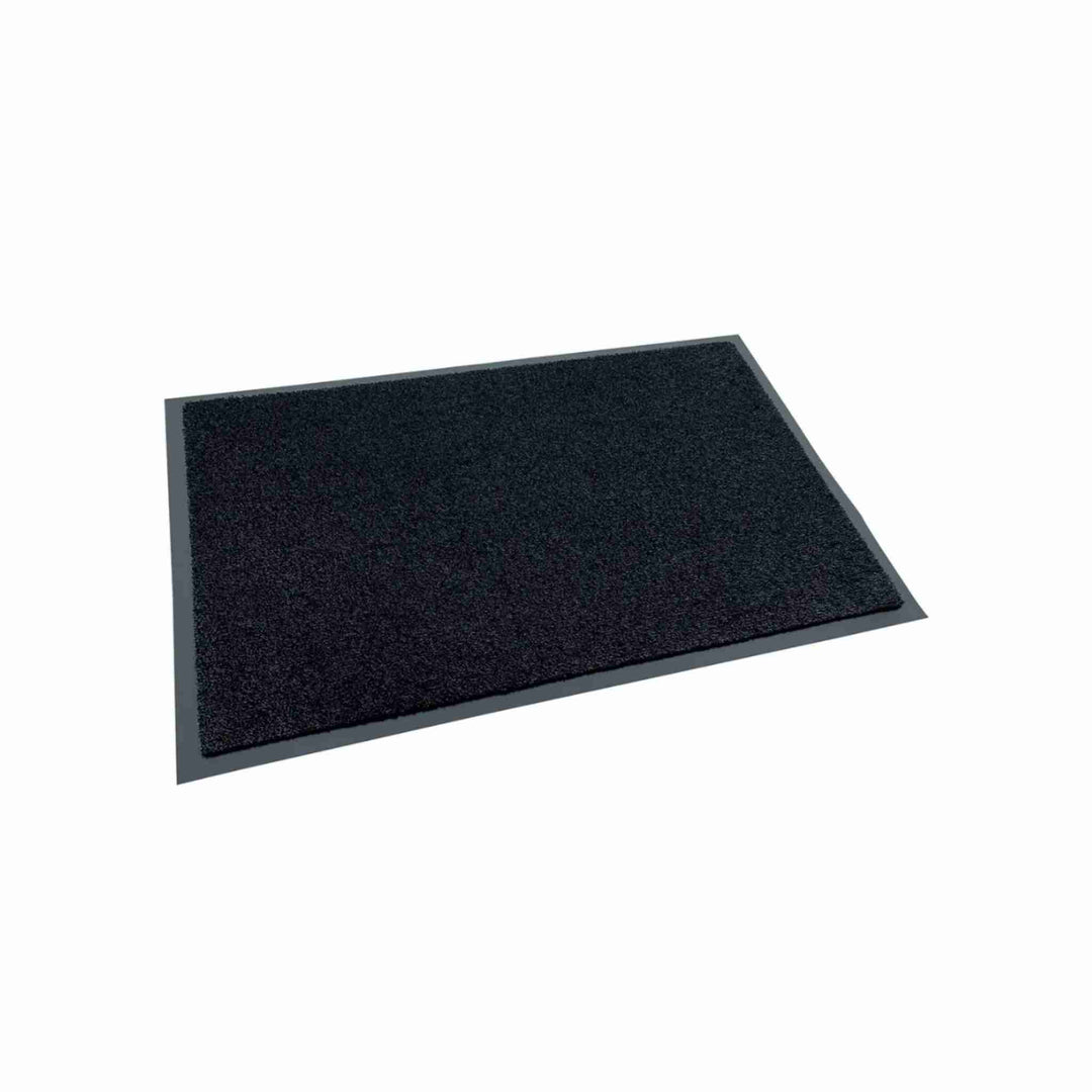 Antracitgrå smudsmåtte til indendørs brug, med ekstra tykkelse til optimal snavsopsamling. PVC Vinyl bagside sikrer holdbarhed. Størrelse: 130x200 cm.