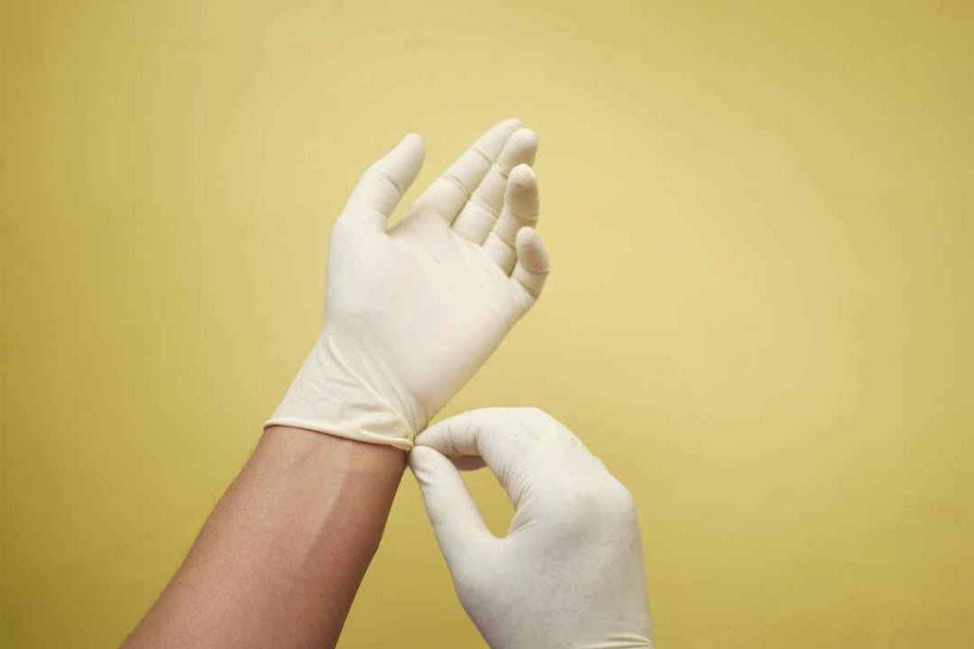 Vinyl handsker – en praktisk løsning til rengøring & fødevarehåndtering