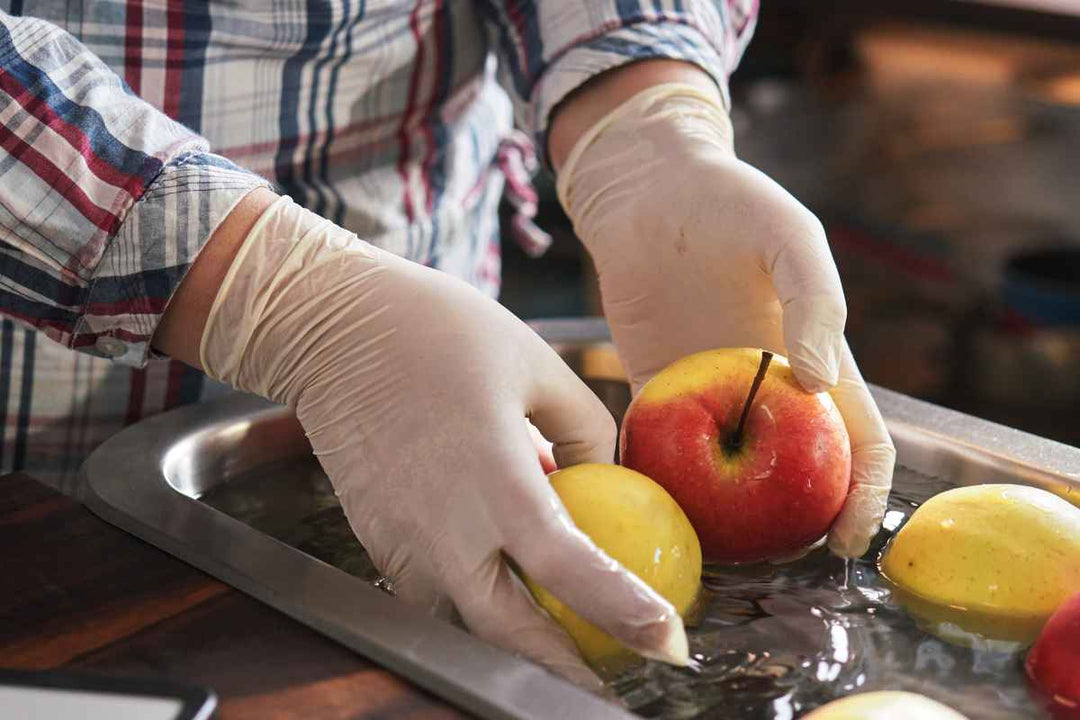 Engangshandsker vinyl – et praktisk valg til hygiejne og rengøring