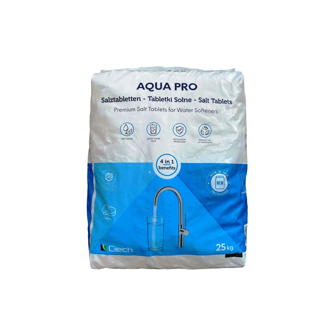 25 kg Aqua Pro salttabletter af 100 % vacuumsalt, fødevaregodkendt, til effektiv vandblødgøring og kalkbeskyttelse.