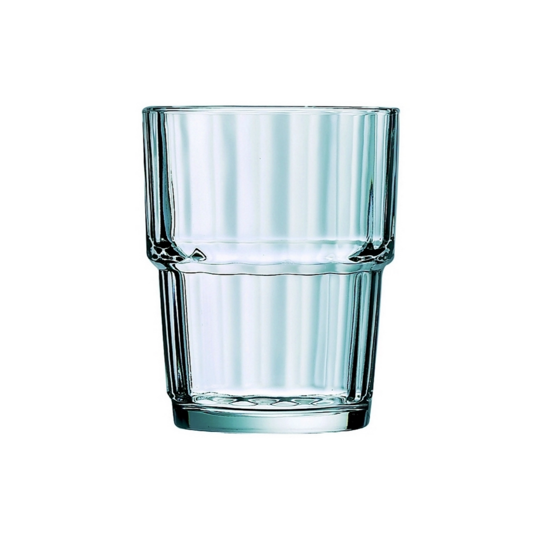Stabelbare glas med 16 cl kapacitet, praktiske til enhver lejlighed.