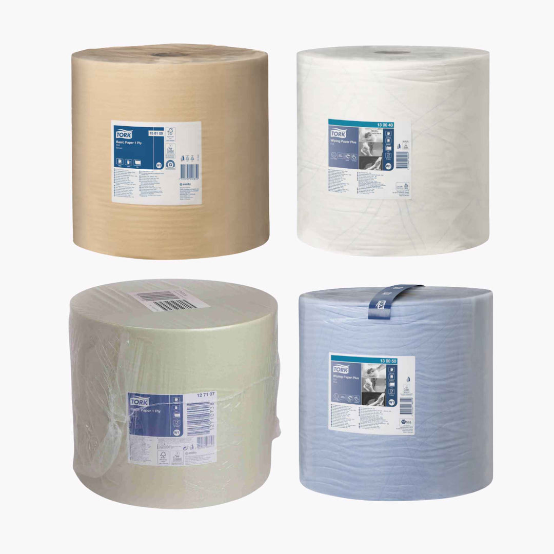 Tork W1 papir: CO₂-neutral aftørringspapir i 1–3 lag med høj kapacitet og én-håndsbetjening til produktionsmiljøer.